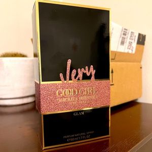 Caroline Herrera Very Good Girl Glam Eau de Parfum
